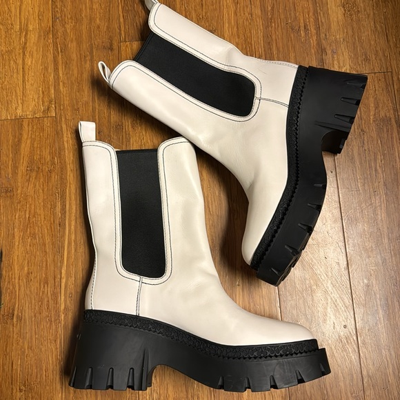 Coach Alexa white platform leather heeled Chelsea booties - Picture 8 of 9